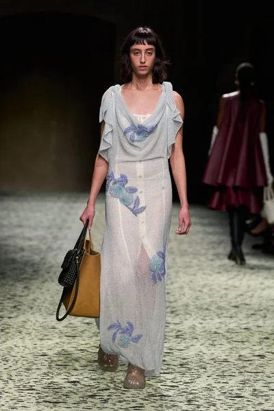 Look 20